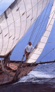 Eric Tabarly sur Pen Duick